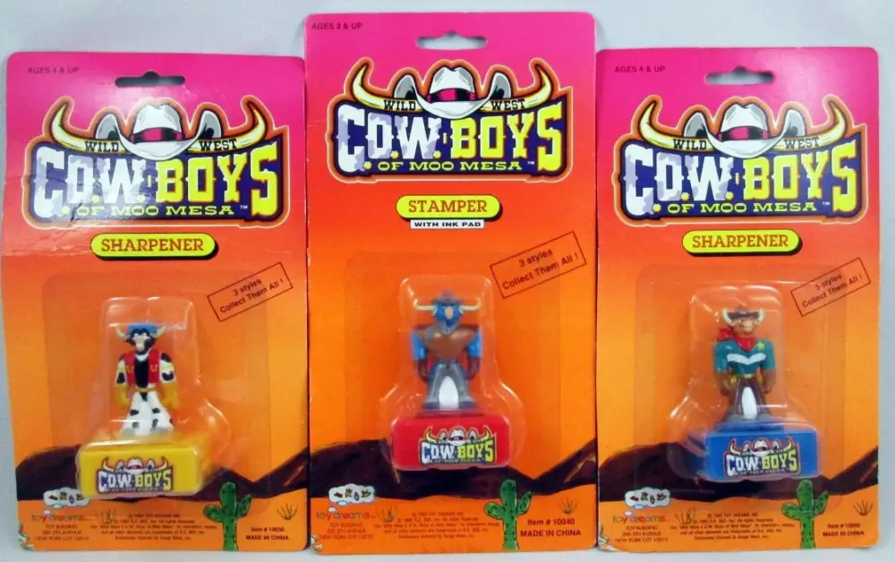 Vente Directe Wild West C.O.W. Boys of Moo Mesa - Toy Dreams - Set de 3 Figurines Tampon-Encreur et Taille Crayon (sous blister)