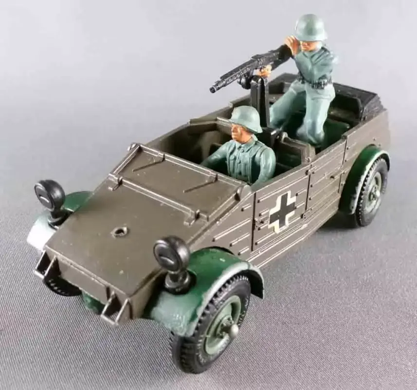 Must-Have Britains Deetail - WW2 - Allemand - Véhicule Kubelwagen Incomplète (réf 9783)