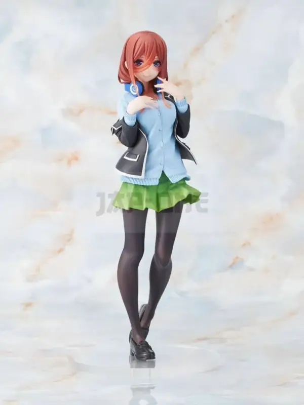 QUINTESSENTIAL QUINTUPLETS - Nakano Miku Unif. - Figurine Taito 20cm Produit De Marque